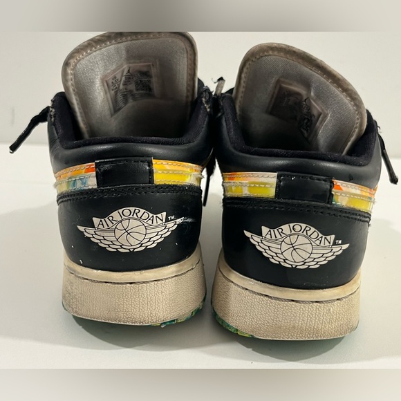 Jordan 1 low, tie dye, size, 5.5Y - Picture 5 of 7